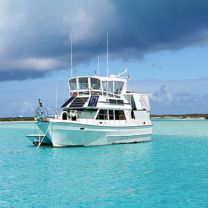reise trends Bahamas Yacht in der Exuma Bay Foto: Rüdiger Berger