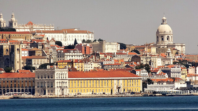 reise trends Portugal Lissabon Alfama vom Tejo Foto: Rüdiger Berger