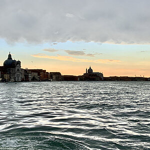 reise trends Italien Venedig Abendstimmung am Kanal Foto: Rüdiger Berger