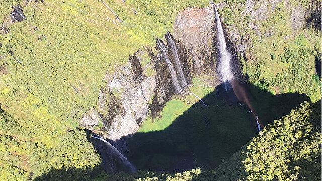 Rundflug mit dem Hubschrauber über La Réunion. Foto: Sybille Düring