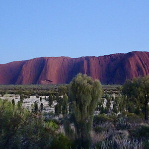reise trends Australien Uluru im ersten Sonnenlicht Foto: Rüdiger Berger