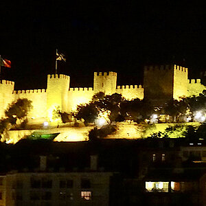 reise trends Portugal Lissabon Burg Sao Jorge bei Nacht Foto: Rüdiger Berger