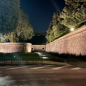 reise trends Italien Toskana Lucca Die Stadtmauer erstrahlt Foto: Rüdiger Berger